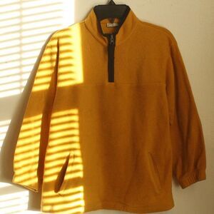 TKS Basic Pullover Sweater